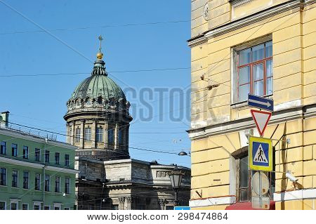 St. Petersburg, Russia - April 07, 2018: View Of The Kazan Cathedral From The Griboyedov Canal Emban