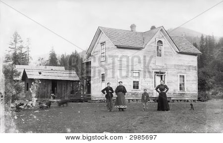 유리 네거티브에서 가족 사진