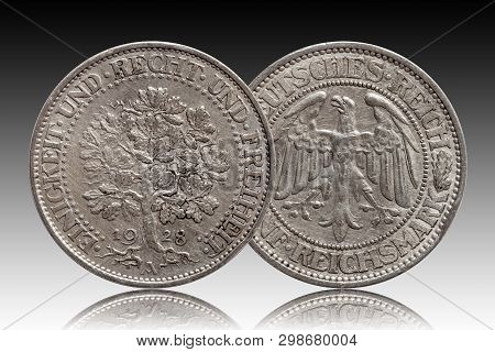 Germany German Silver Coin 5 Five Mark Oak Tree Weimar Republic