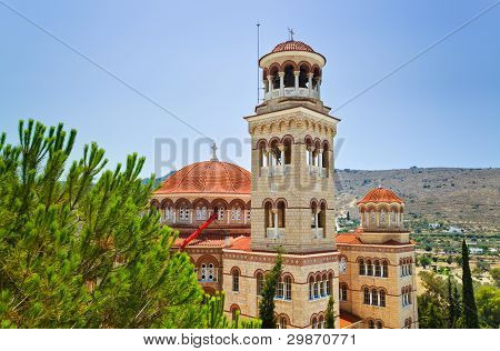 Kirche Agios Nectarios auf Insel Aigina, Griechenland
