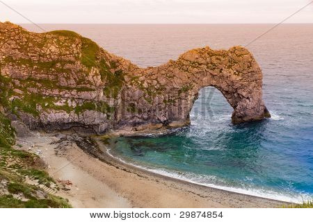 Durdle porta com praia, Jurassic Coast, Dorset, Inglaterra