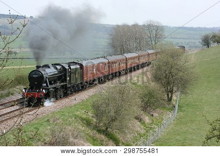 8f Steam Locomotive No. 48151 At Gargrave - 23rd April 2010 With The Whitby-carnforth Charter Train 