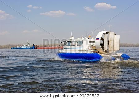 Hovercraft barca
