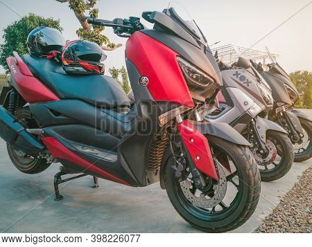 Kanchanaburi, Thailand - January 12, 2020 : Yamaha X-max Gang Were Parking In The Line For Meeting A