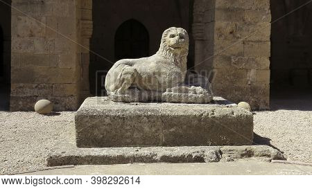 Rhodes, Greece - 03 September 2020: Lion Statue Made Of Lardos Stone, Archeological Museum Of Rhodes