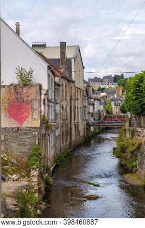 Morlaix, France - August 28, 2019: View Of A Narrow Street In The Historical Center Of Morlaix, Depa