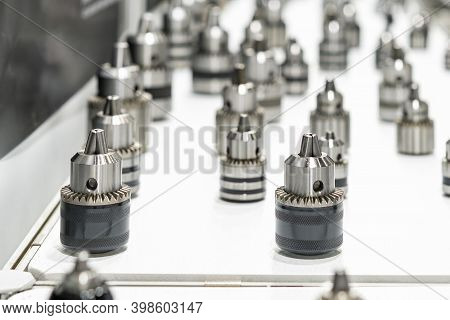 Quick Or Fast Key Chuck For Hold Or Lock Drill Bit Portable Hand Tool Machine In Manufacturing In In