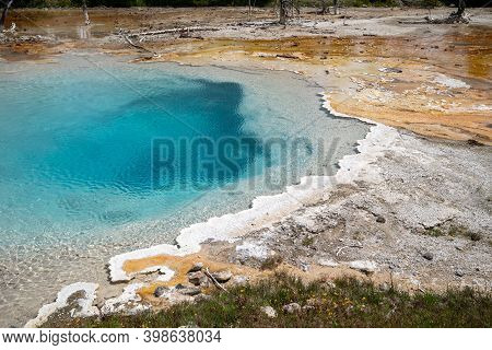 Silex Spring, In The Fountain Paint Pots Geyser Area Of Yellowstone National Park