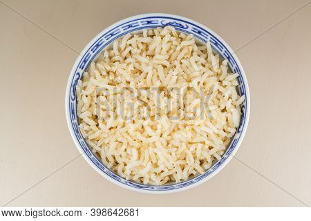 Top View Of A Bowl Of Cooked Brown Rice