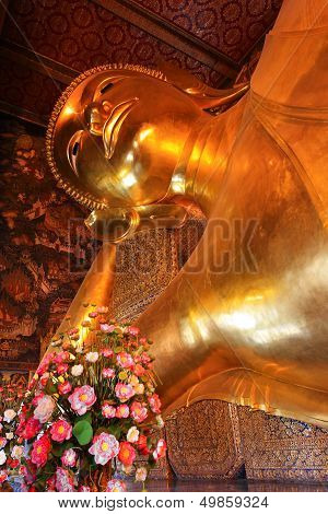 Reclining Buddha Image