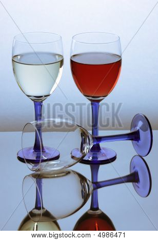 Drie glazen wijn