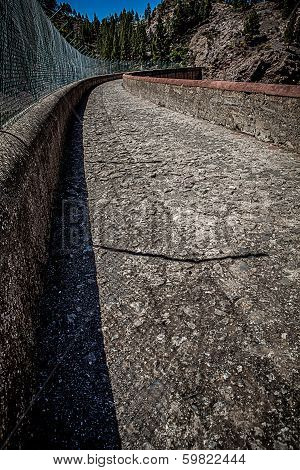 Stone Brigde