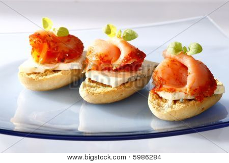 sehr schmackhaft geräucherter Lachs mit süßer Käse