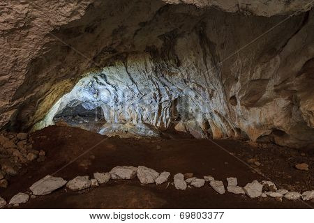 Veterani Cave. Danube Gorges. Romania
