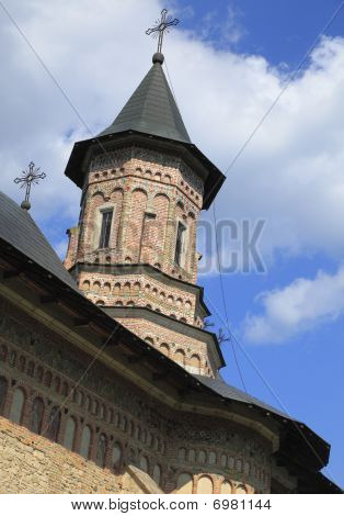 Tour du monastère de Neamt, Moldavie, Roumanie