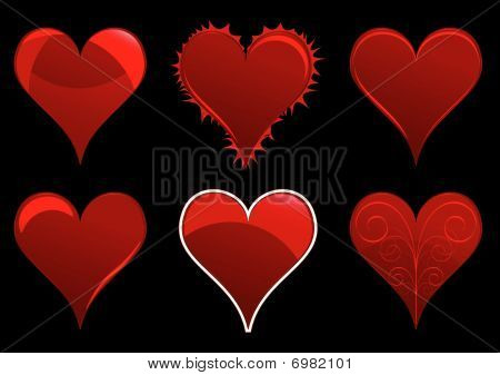 6 smukke hjerte indstillet på en sort baggrund for valentine