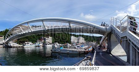 Modern Pedestrian Bridge Over The Gushan Marina