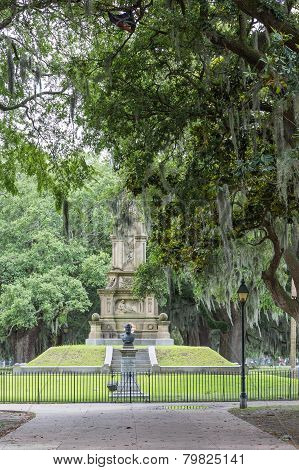 Civil War Statues In Forsythe Park