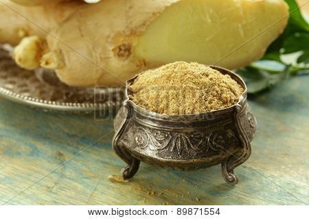 ground and fresh ginger traditional oriental spice