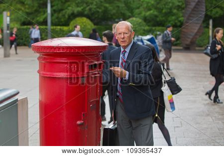 London, Her Majesty Royal Mail. Red post box