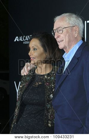 LOS ANGELES - NOV 17:  Shakira Caine, Michael Caine at the 