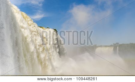 Devil Throat Waterfalls View From Brazilian Border