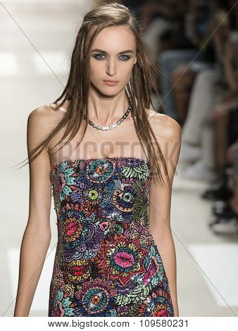 Nicole Miller - Spring 2016 Collection
