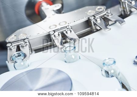 pharmaceutical medicine industrial washer cleaning and drying machine for powder drugs glassware bottles
