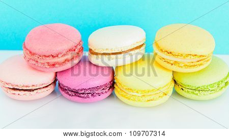 Sweet and Colourful French Macaroons