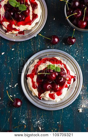 Meringues Pavlova Cake With Fresh Cherry