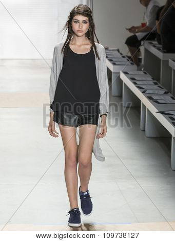 Nicole Miller - Spring Summer 2016 Collection