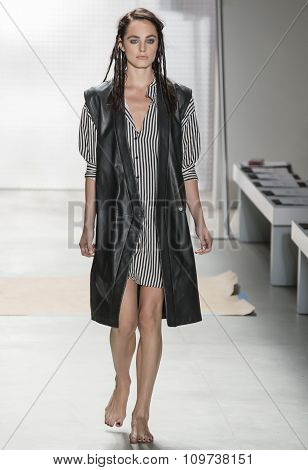 Nicole Miller - Spring Summer 2016 Collection