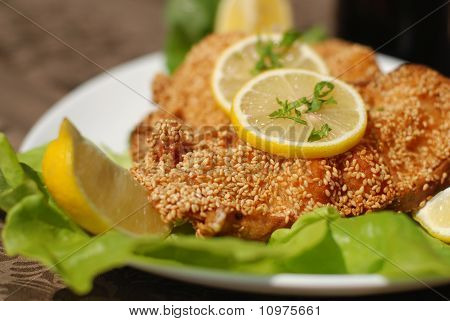 Scaloppina di delizioso pesce gatto