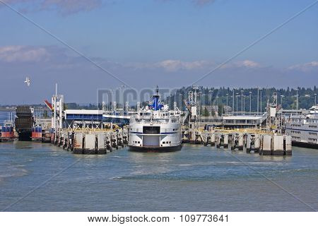 Ferries at Tsawwassen