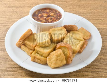 Deep Fried Tofu Served With Sweet Spicy Sauce