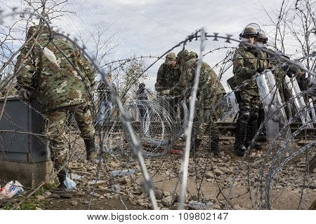 The Army Of F.y.r. Of Macedonia Continues The Fence Construction At The Greek - Fyrom Border To Stop