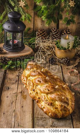 Traditional Czech Christmas Cake