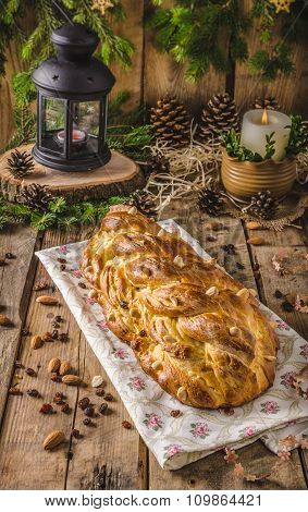 Traditional Czech Christmas Cake