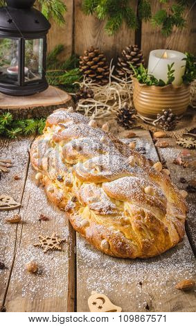 Traditional Czech Christmas Cake
