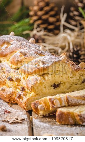 Traditional Czech Christmas Cake