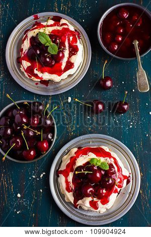 Meringues Pavlova Cake With Fresh Cherry