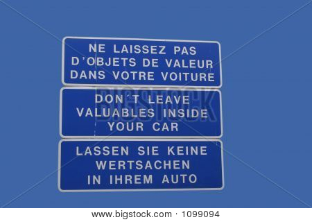 Trojjazyčné označení