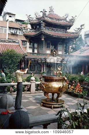 Lungshan Temple
