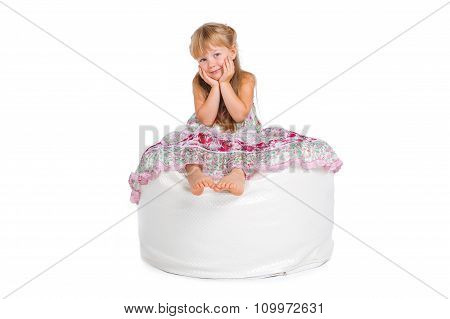 Concept for frameless cushioned furniture