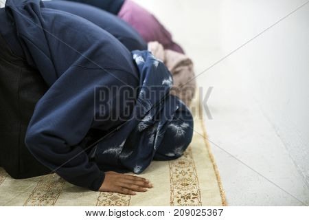 Muslim people are praying