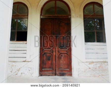 Abandoned palace in Belarus (Zheludok, Grodno region), built in the early twentieth century, example of Art Nouveau style