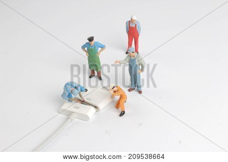Mini Engineer And Worker Plugin Usb Port