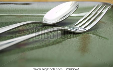 _Mg_110801Flatware 1