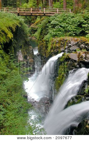 Sol Duc voda padá a most