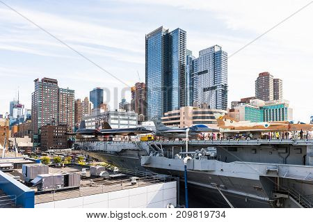 Intrepid Sea, Air And Space Museum, New York